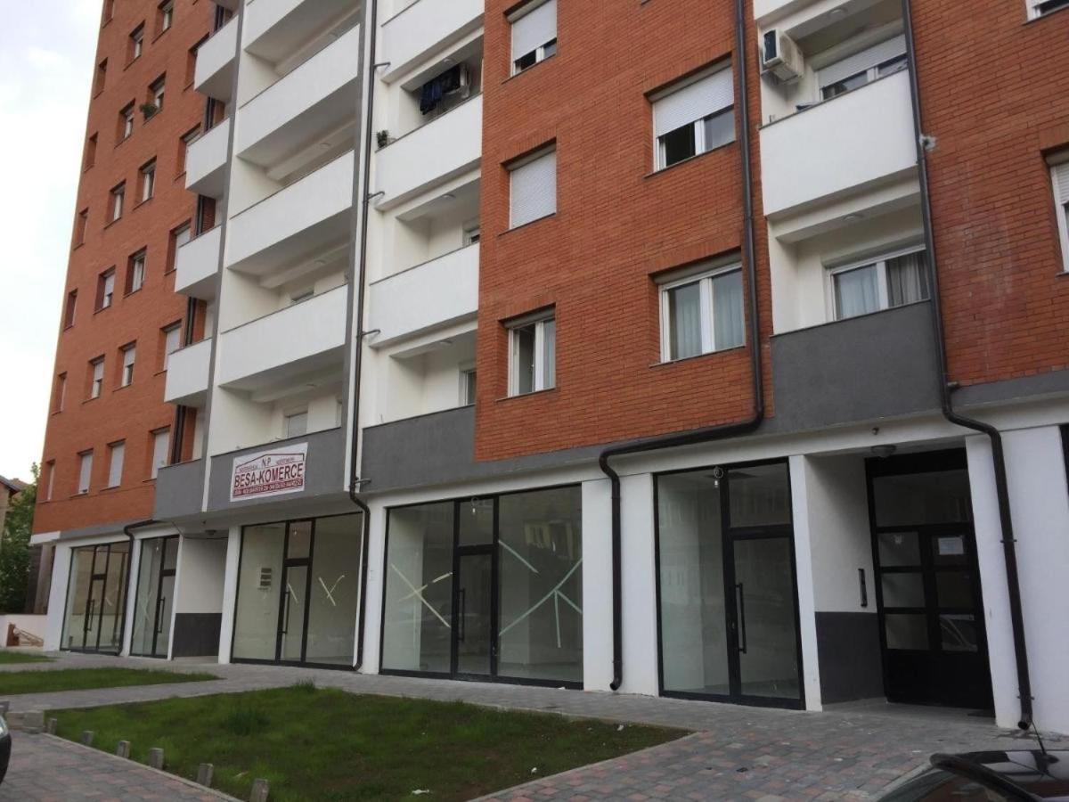 Apartment Guri Pristina Esterno foto