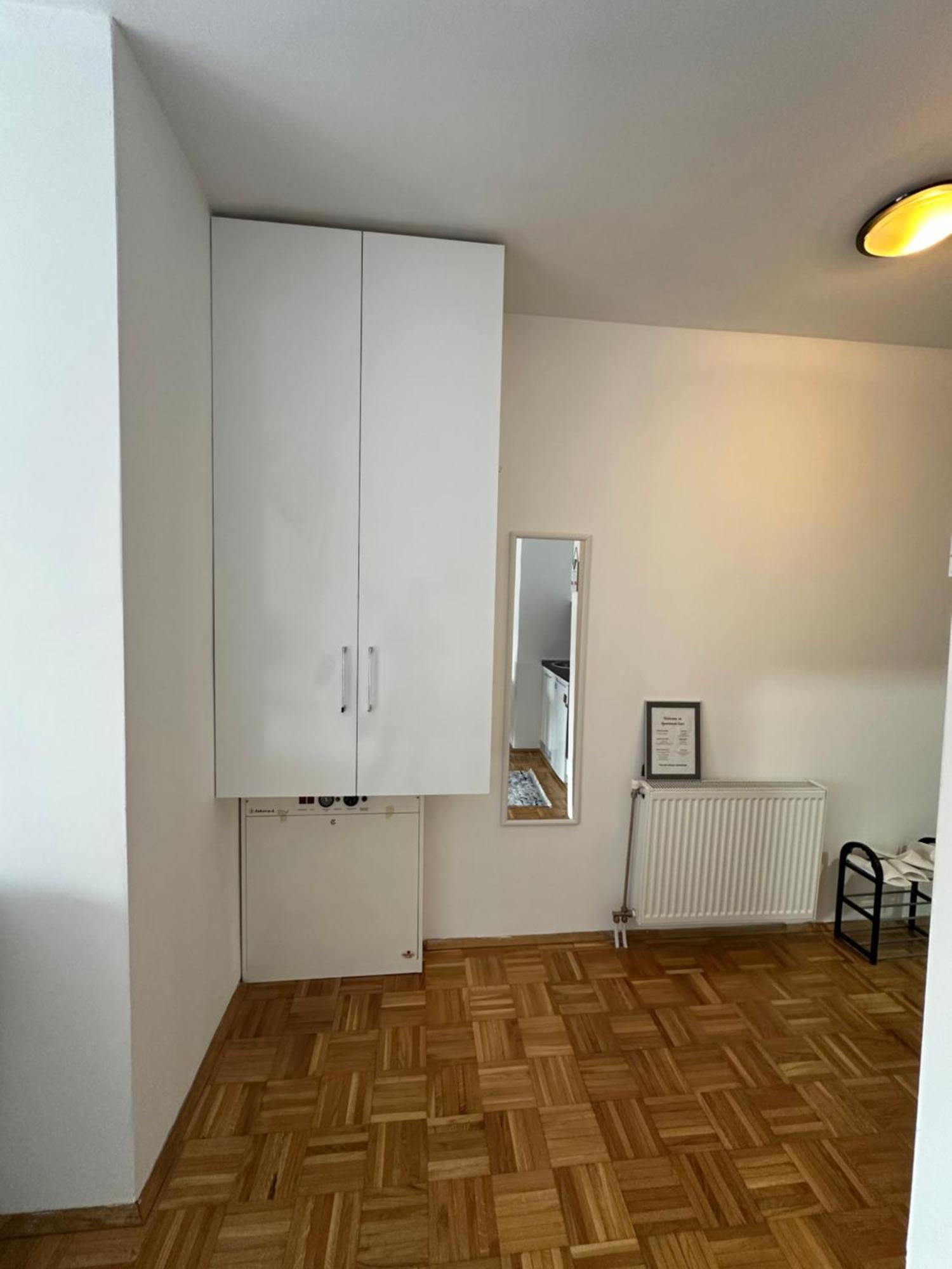 Apartment Guri Pristina Esterno foto